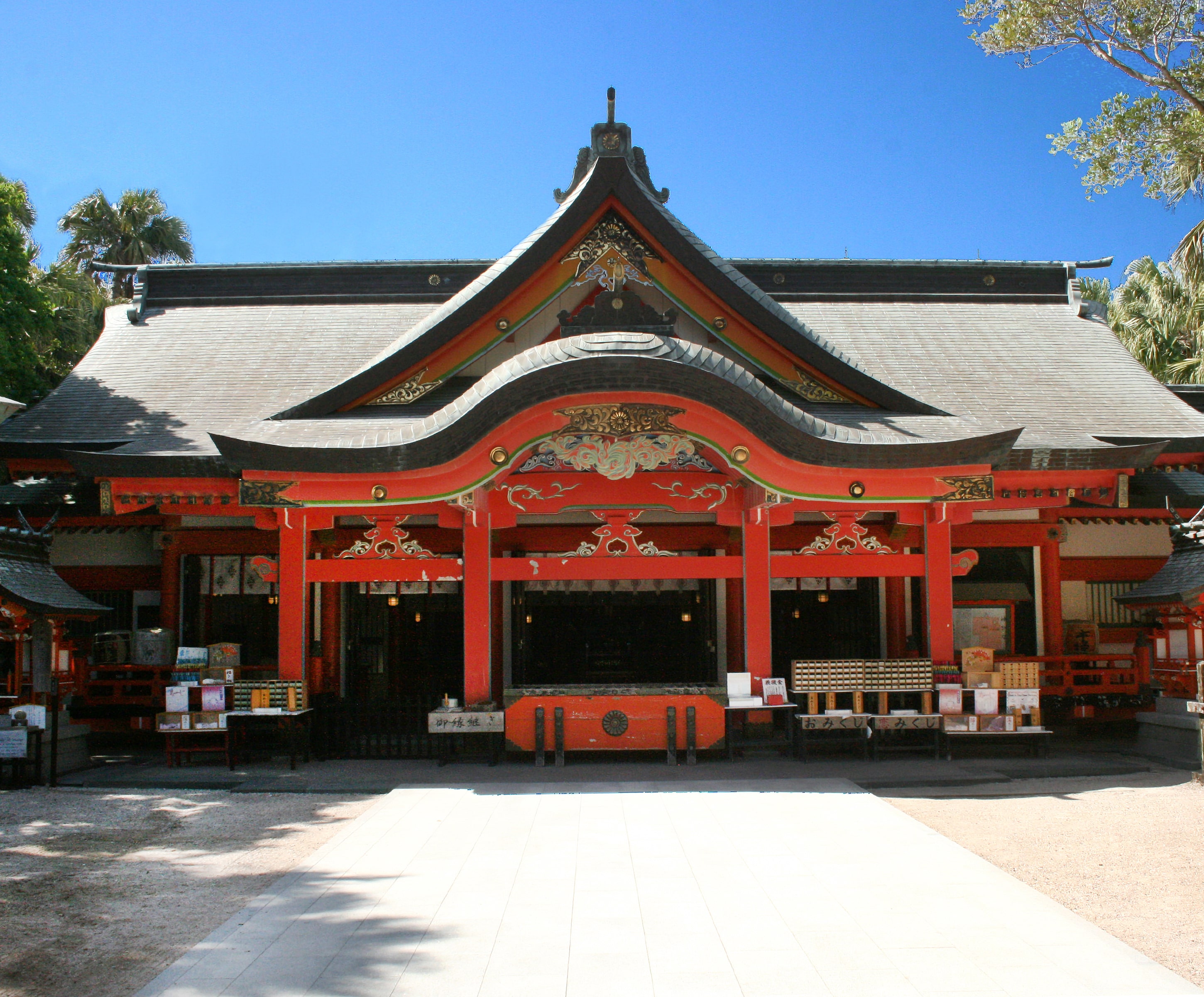 青島神社外観
